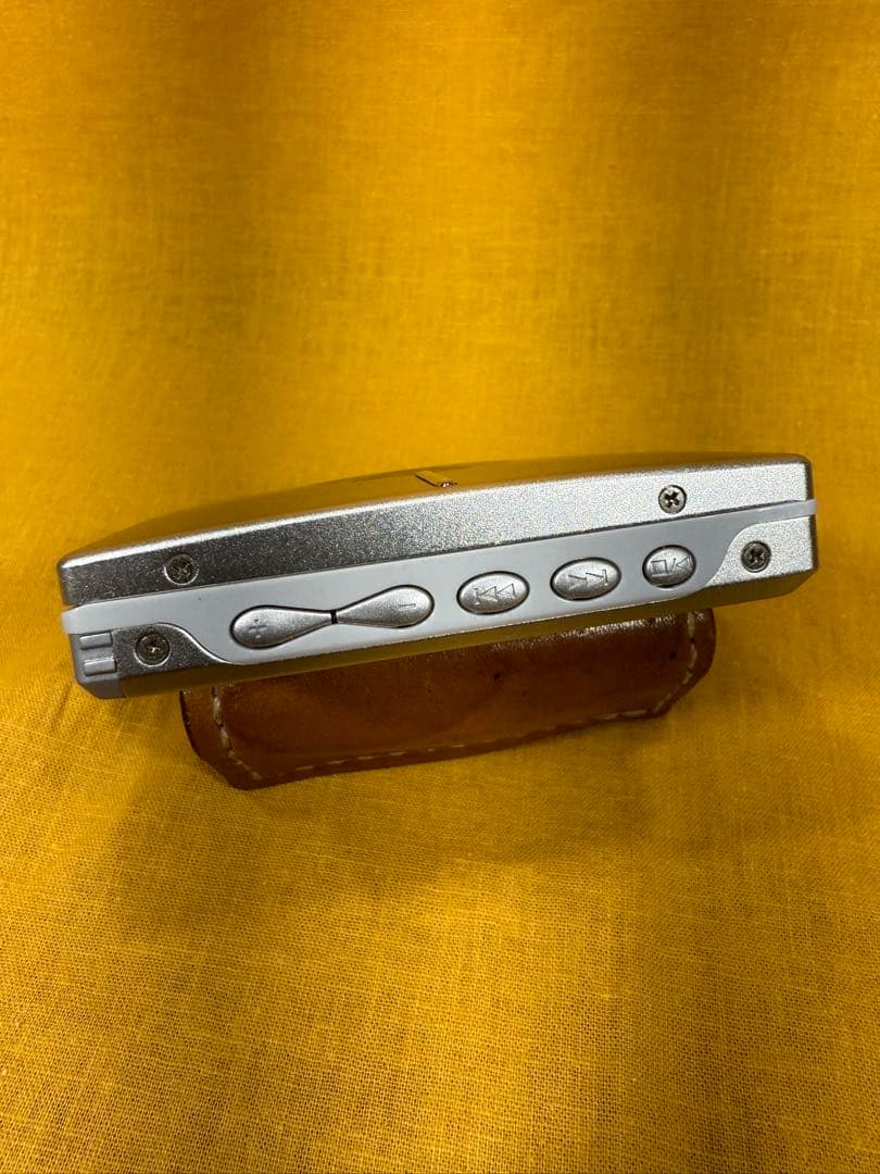 【動作品】KENWOOD MDプレーヤー DMC-T55 シルバー 動作良好