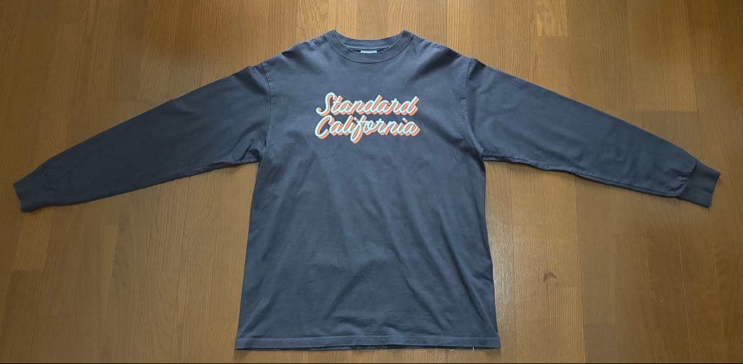 Standard California グレー 長袖T
