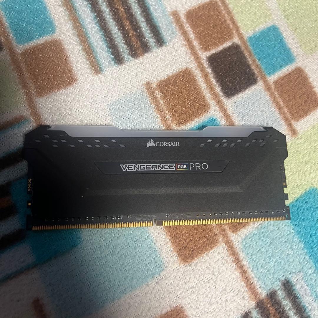 デスクトップPC用メモリ 64GB[16GB×4枚] DDR4-3200MHz