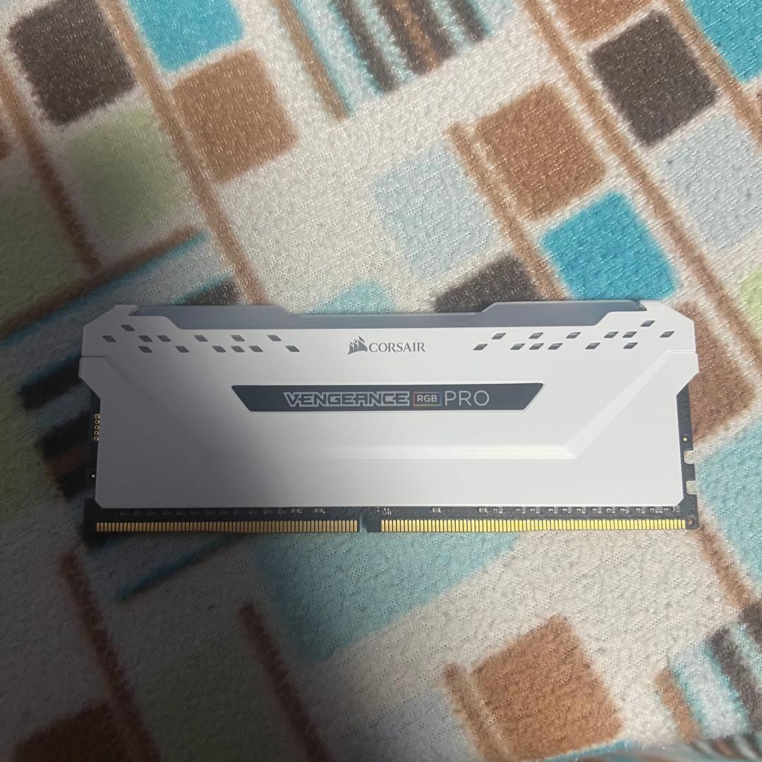 デスクトップPC用メモリ 64GB[16GB×4枚] DDR4-3200MHz