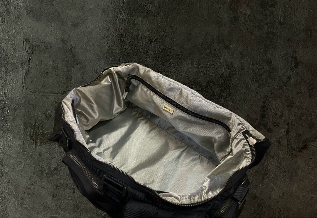 い*ぶ様 DIESEL ボストンバック 激レアUsed マイクロステッチ付き　値
