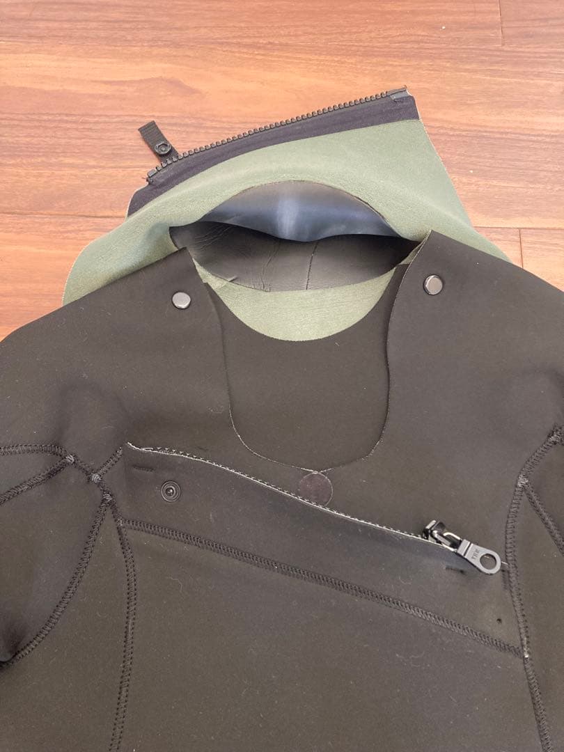QUIKSILVER フルスーツ3/2mm Lサイズ 最終値下げ