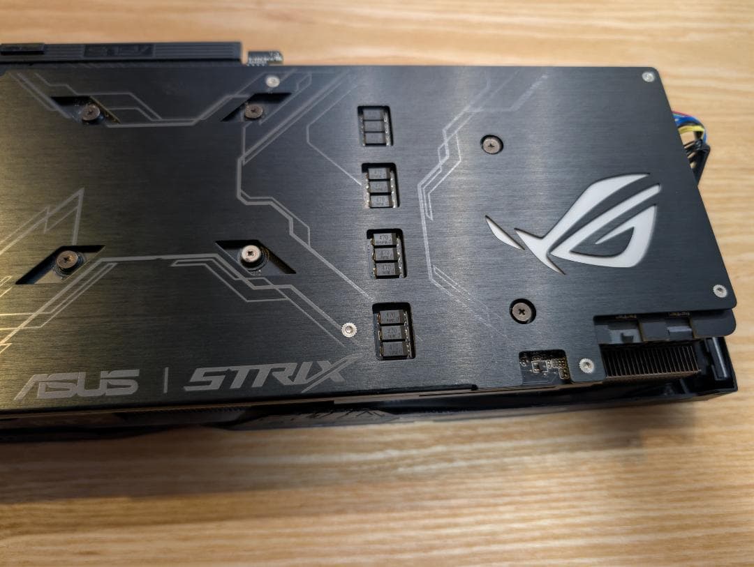グラフィックボード・グラボ・ビデオカード ASUS ROG STRIX GeForce RTX 2060 Super