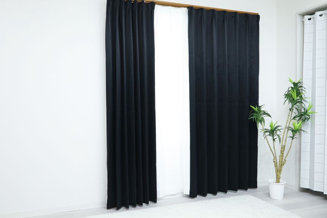 ゆゆゆのゆ　1級遮光防炎カーテン　BK 130㎝×185㎝ 2枚