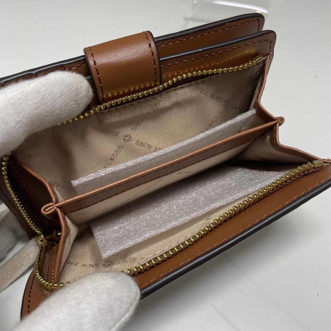 N*品様 新品　MICHAEL KORS 二つ折り財布 ブラウン系