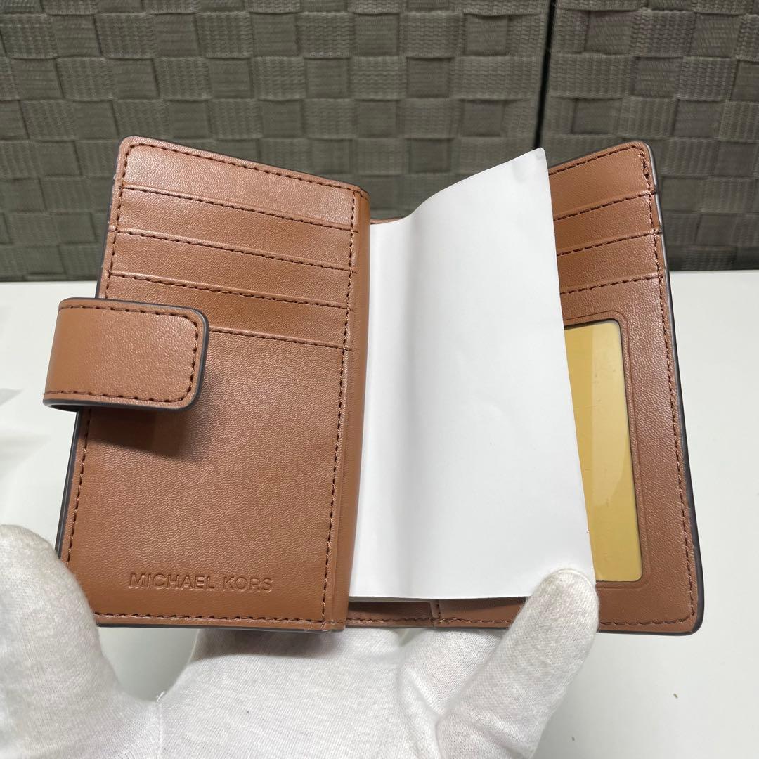 N*品様 新品　MICHAEL KORS 二つ折り財布 ブラウン系