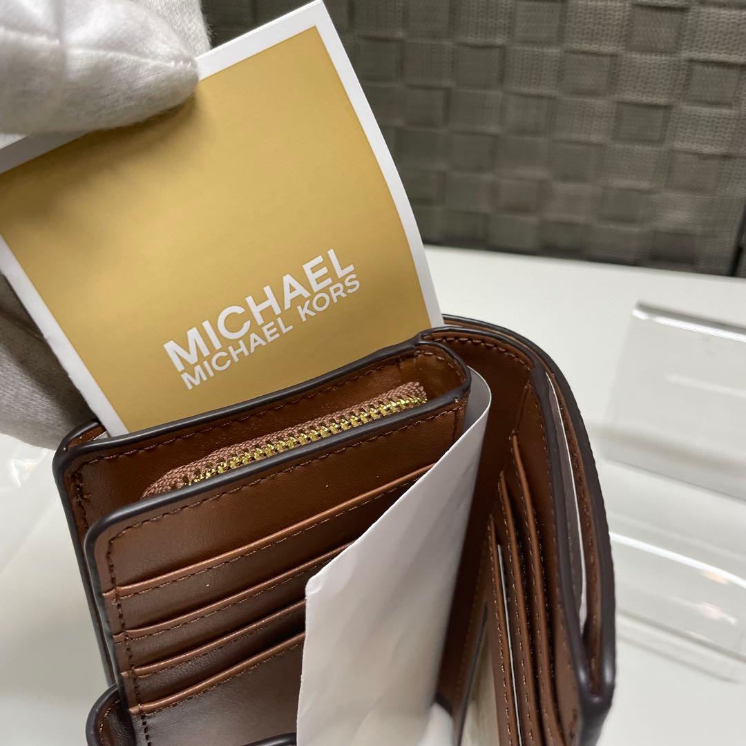 N*品様 新品　MICHAEL KORS 二つ折り財布 ブラウン系