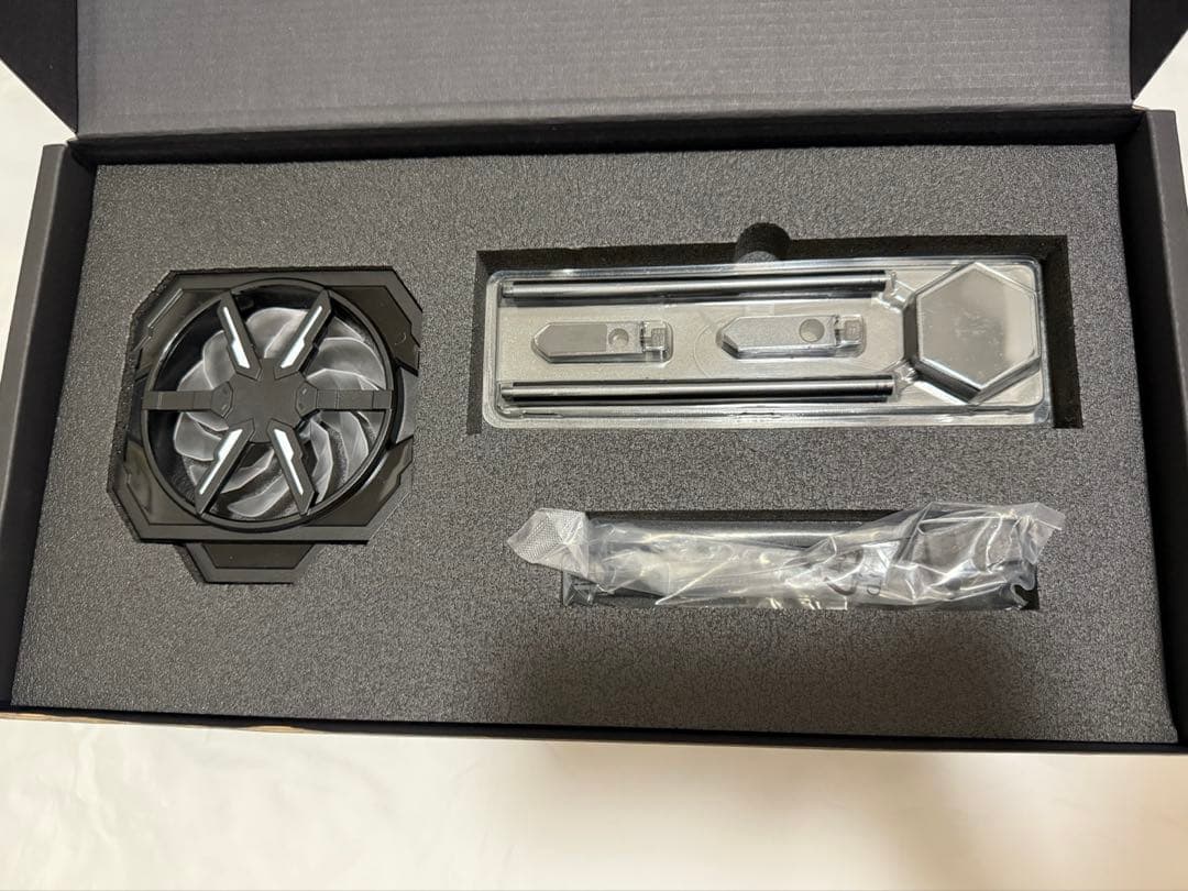 【開封済未使用品】GALAKURO GAMING 4070Ti Super