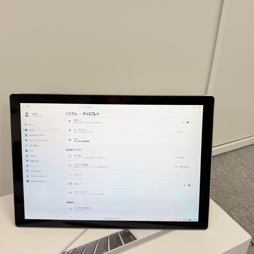 Windowsタブレット本体 Surface Pro 5 / 4GB / 128GB / Windows 11