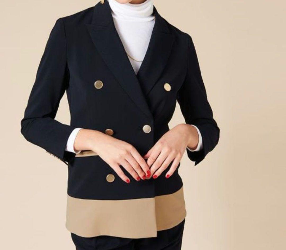 JENNE 極美品 近年 バイカラージャケット ネイビー 金ボタン