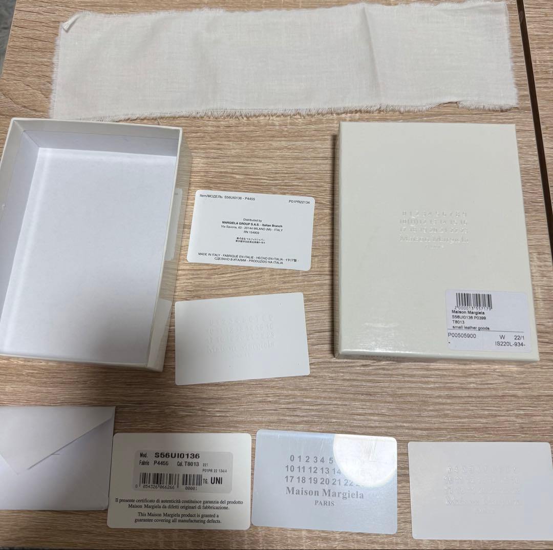 白*豚様 Maison Margiela メゾンマルジェラ　三つ折り財布