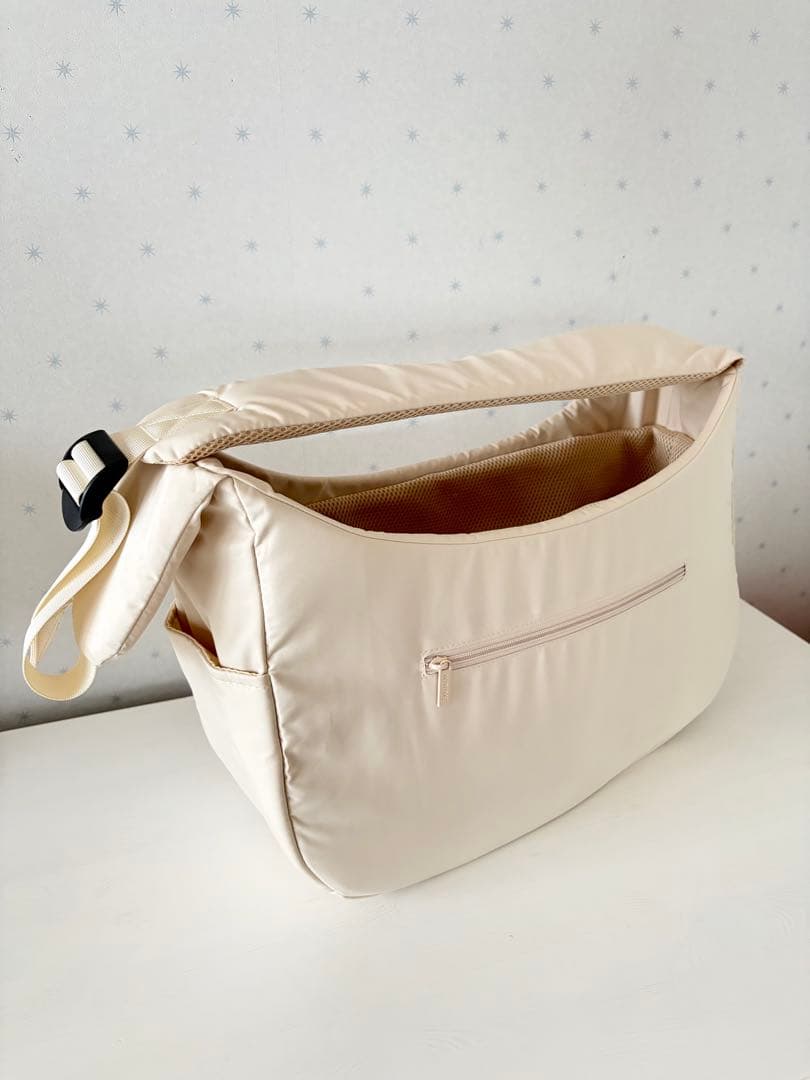 【定価20,000円／ほぼ未使用】MINIMEスリングキャリー M アイボリー