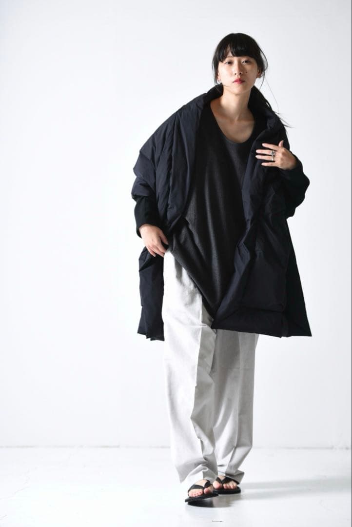 【19AW VOAAOV ビッグダウンストール ブラック】