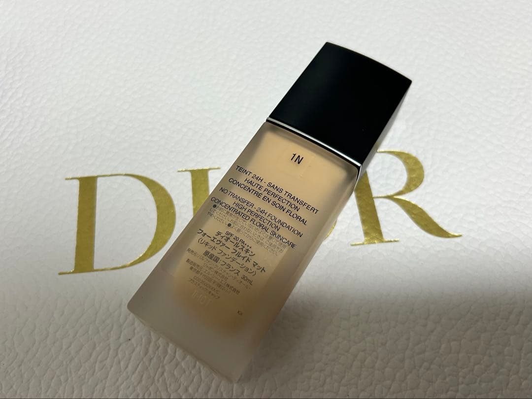 【未使用品】DIOR ディオールスキン フォーエヴァー フルイド マット #1N