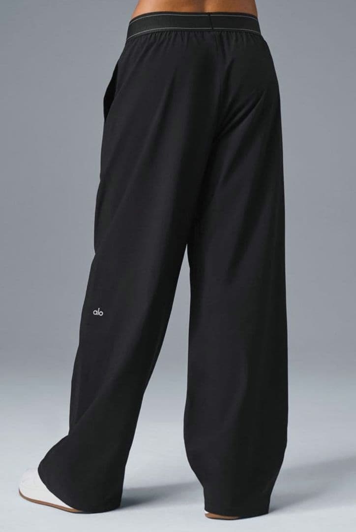 Alo yoga suit up trouser ワイドパンツ (アロヨガー)