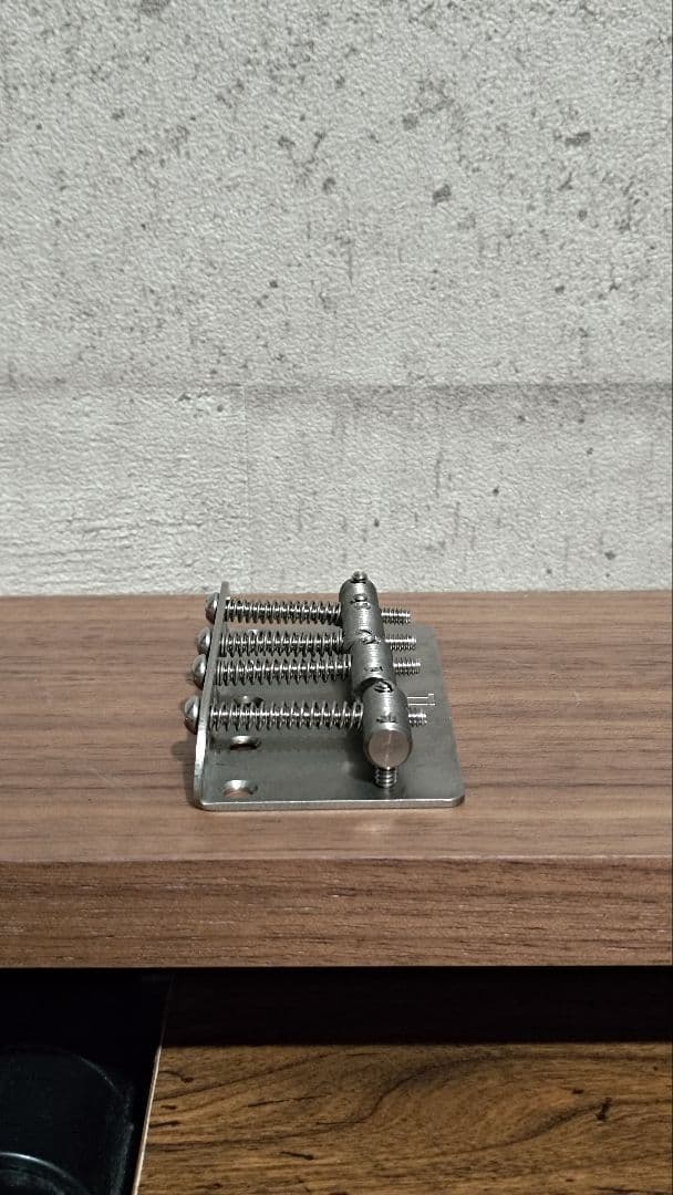 美品 KTS PR-03SPWB1 ベース用ブリッジ チタン