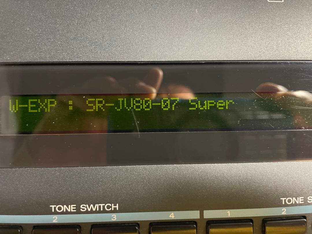 Roland JV-90 シンセサイザー