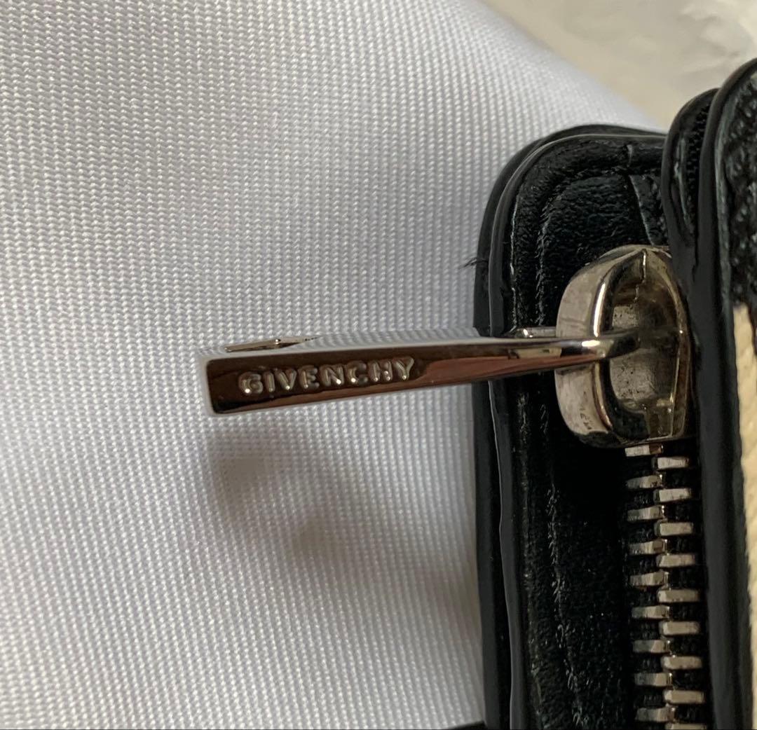 GIVENCHY ジバンシィ　二つ折り財布　黒白モノトーン　雷サンダー　ロゴ