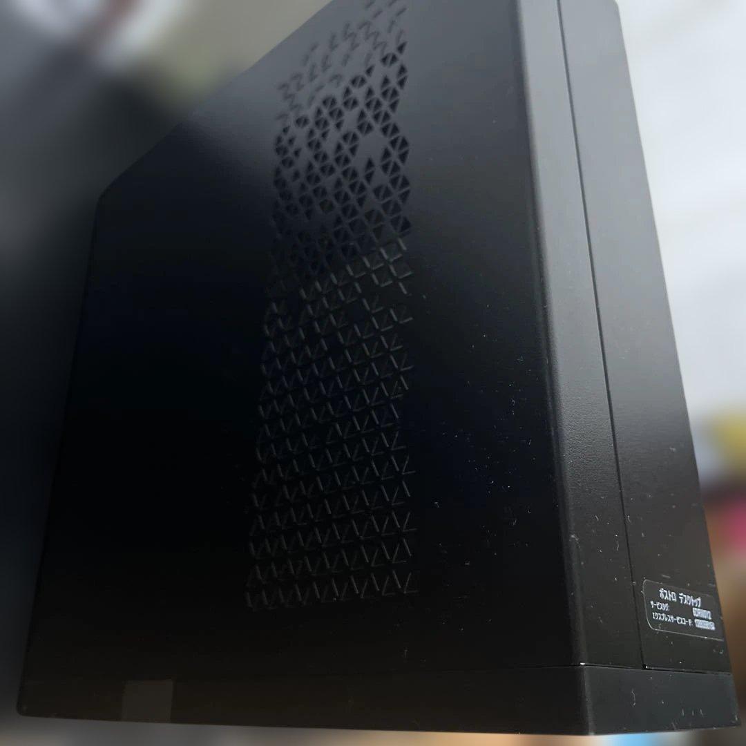 Dell Vostro 3470Intel Core i3 8th Gen中古。