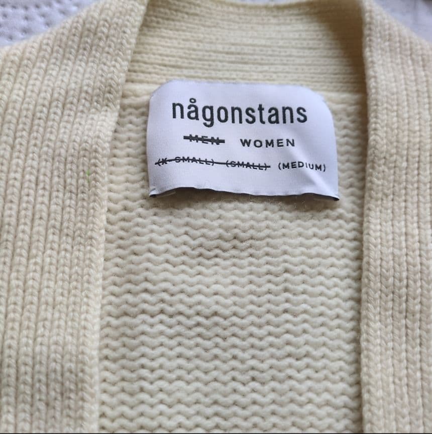 ナゴンスタンス NEW ENGLAND BOX Vカーディガン