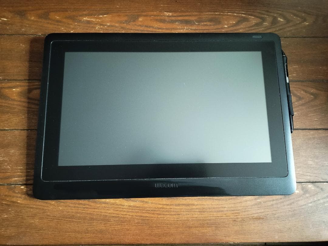 Wacom Cintiq 16 FHD　液晶タブレット