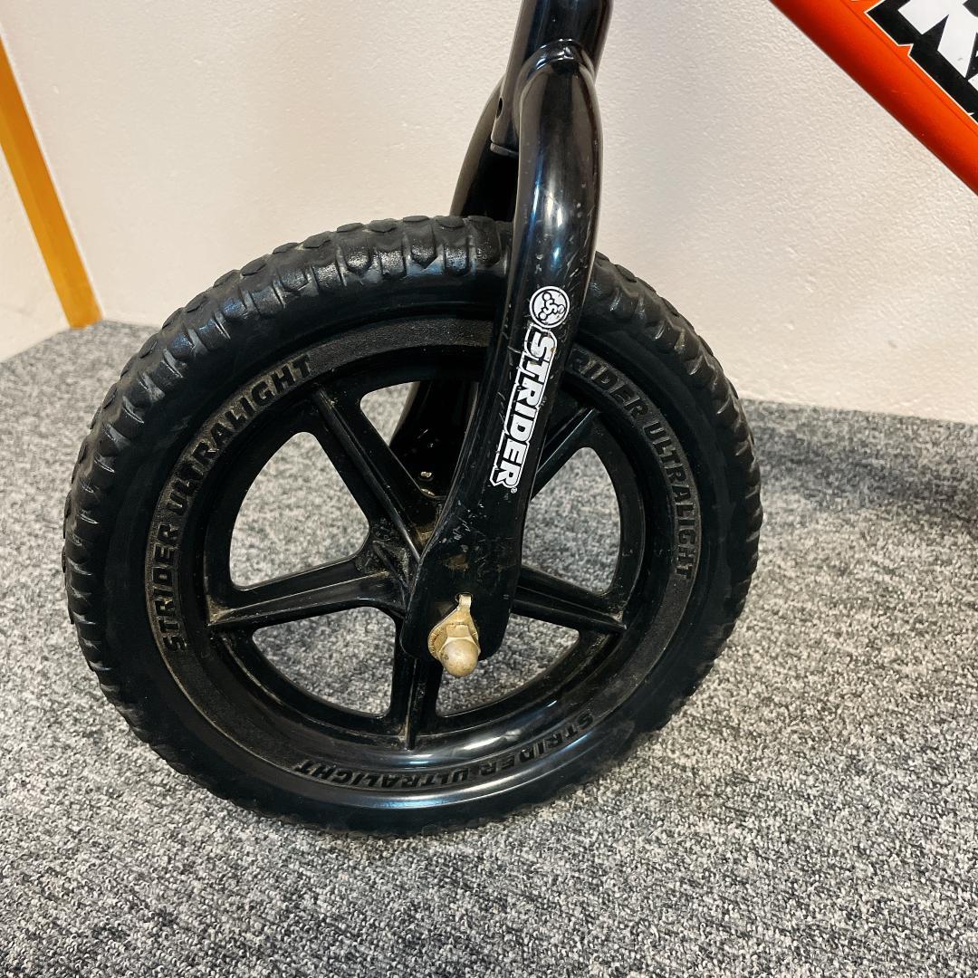 日本正規品　ストライダー STRIDER 12 SPORTS　オレンジ