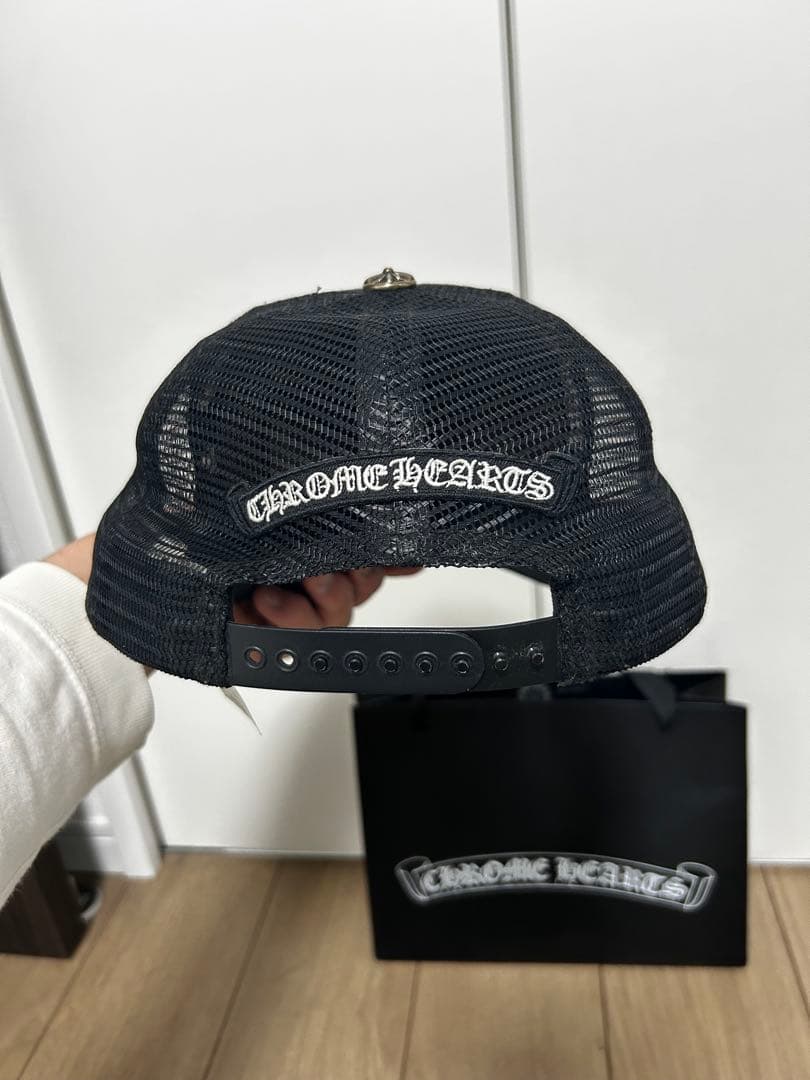 CHROME HEARTS ブラックトラッカーハット