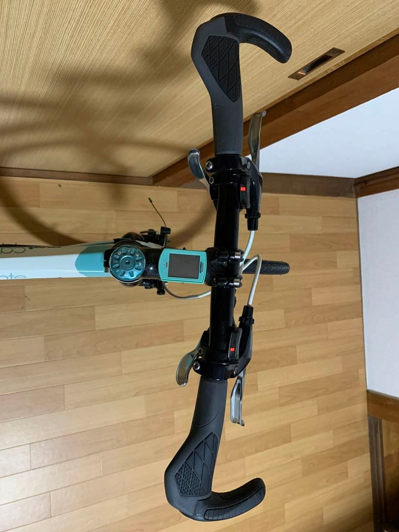 美品　BIANCHI ビアンキ カメレオンテ チェレステカラー シマノ105