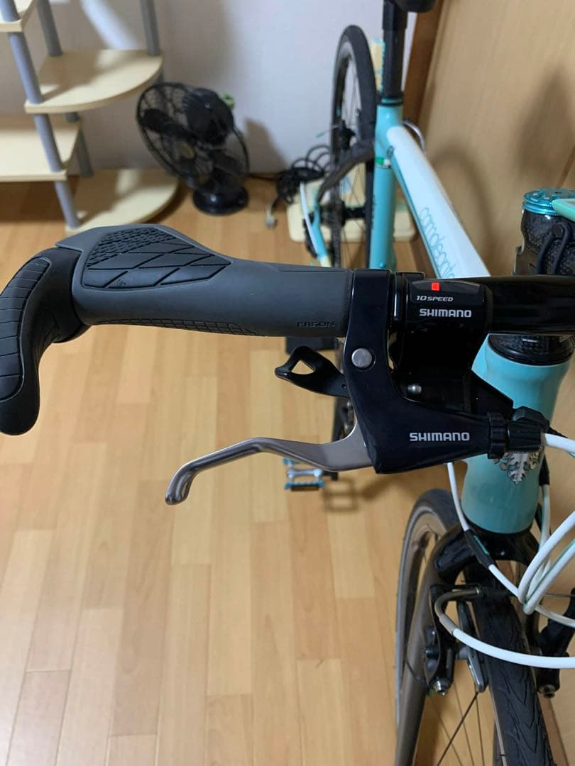 美品　BIANCHI ビアンキ カメレオンテ チェレステカラー シマノ105