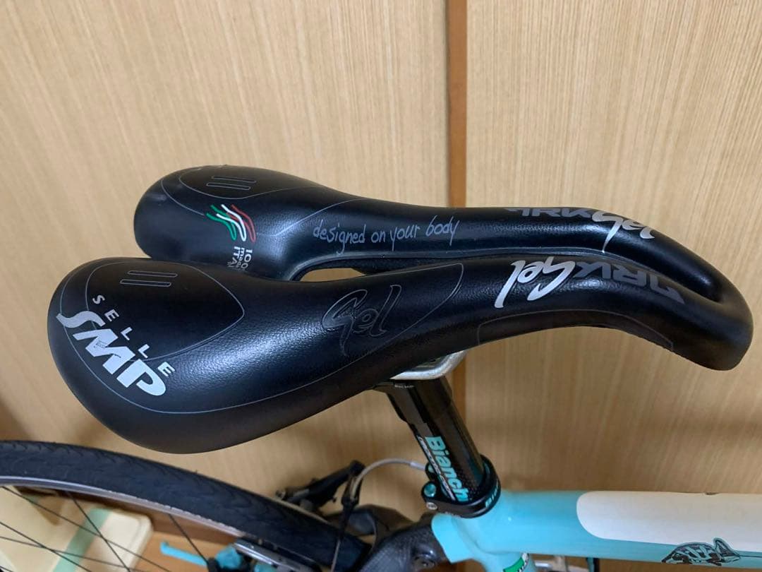 美品　BIANCHI ビアンキ カメレオンテ チェレステカラー シマノ105