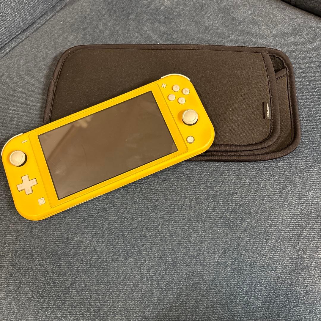 Nintendo Switch Lite イエロー ケース付き