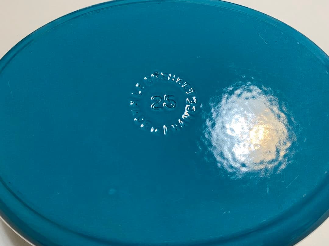 LE CREUSET ルクルーゼ　ココットオーバル25cm ル・クルーゼ