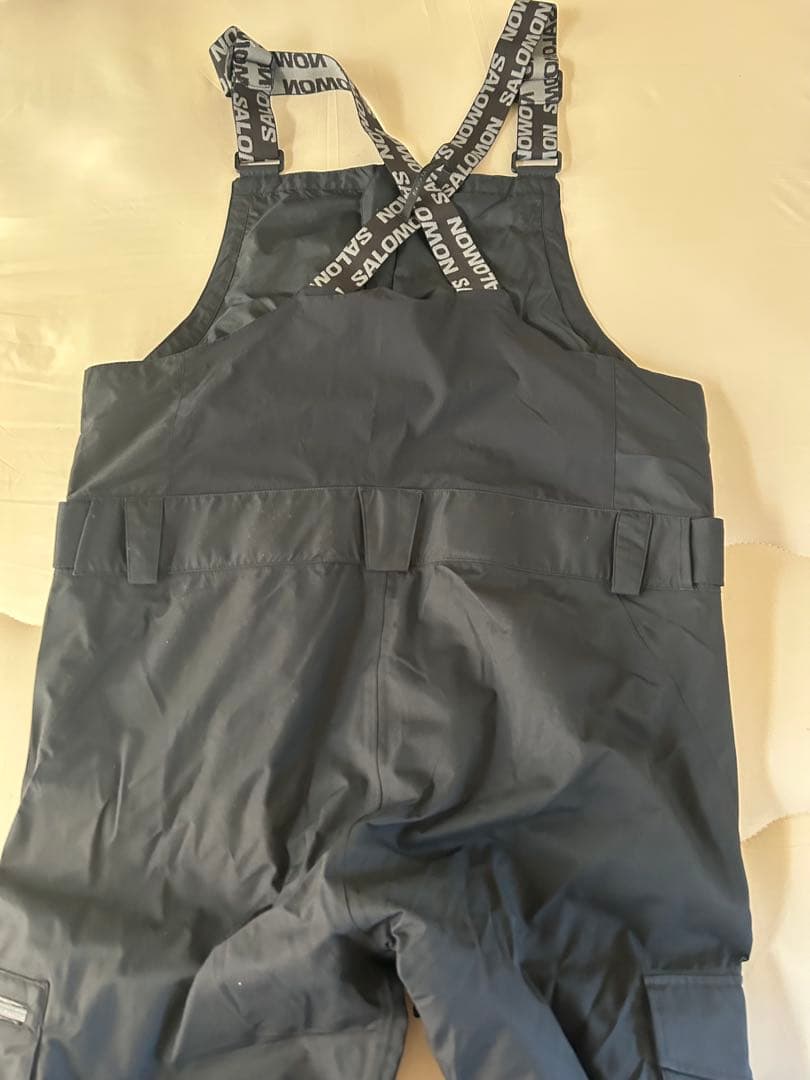 美品 SALOMON スノーボードウェア ビブパンツ スキーウェア XL