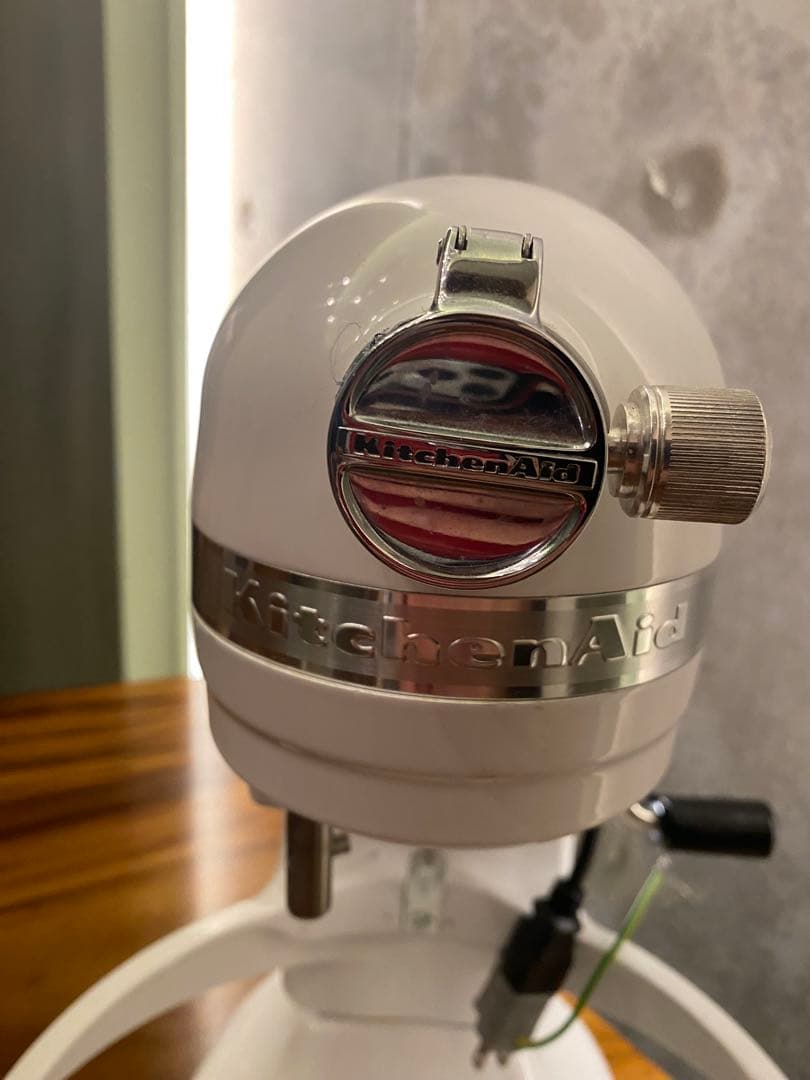 【格安・送料込み】KitchenAid スタンドミキサー KSM7WH 6.9L