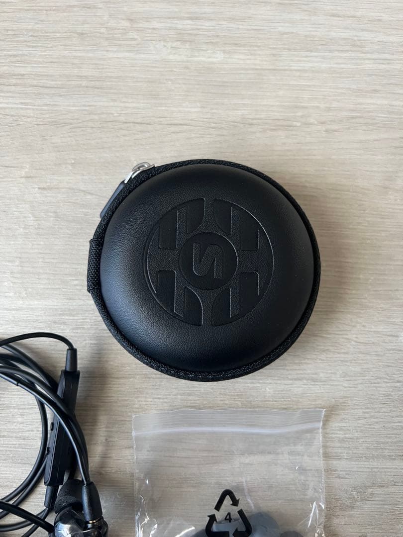 【美品】SHURE AONIC215 Special Eddtion ブラック