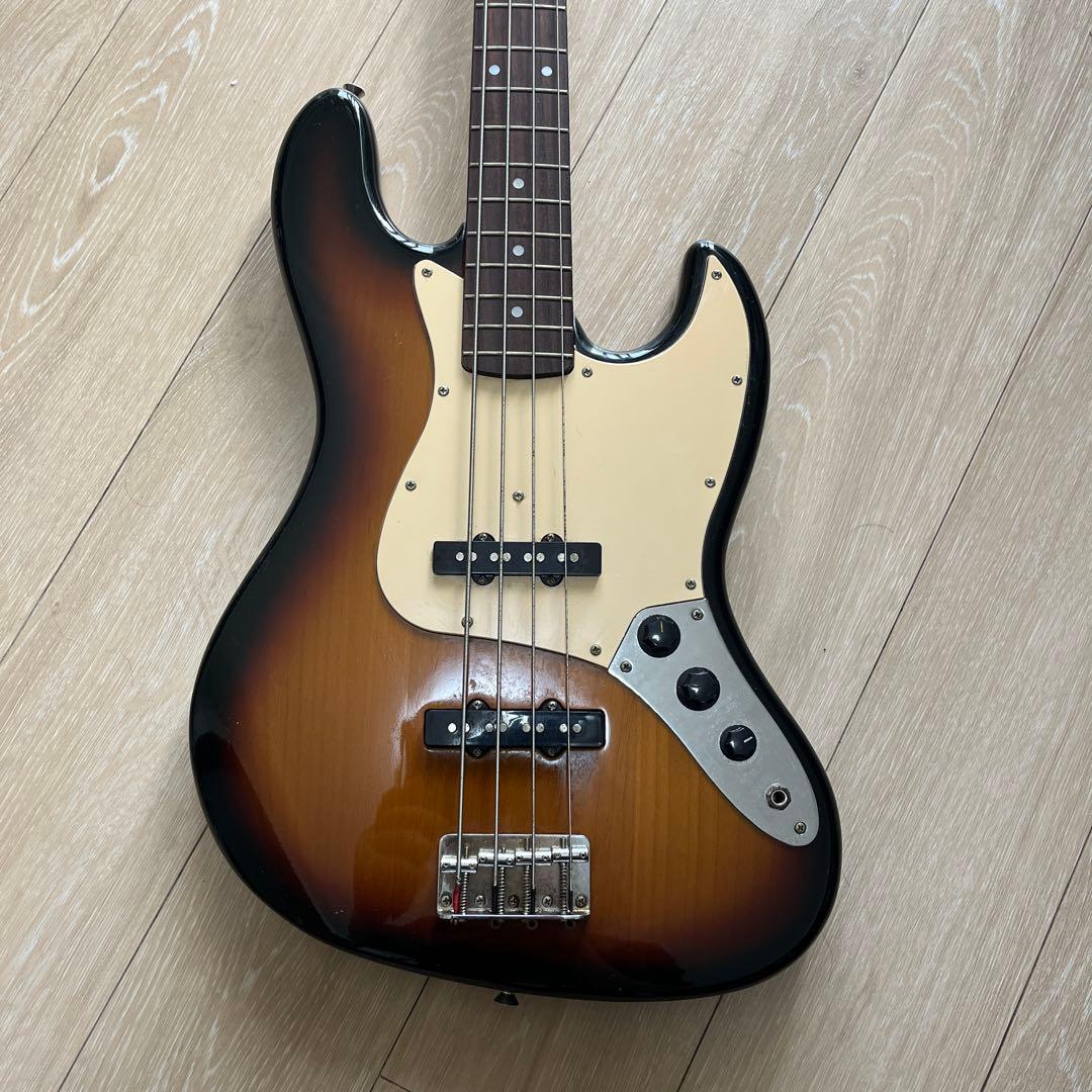 SQUIRE by FenderのJAZZ BASS