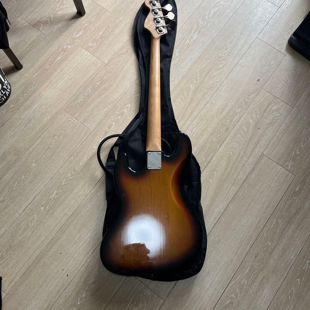 SQUIRE by FenderのJAZZ BASS