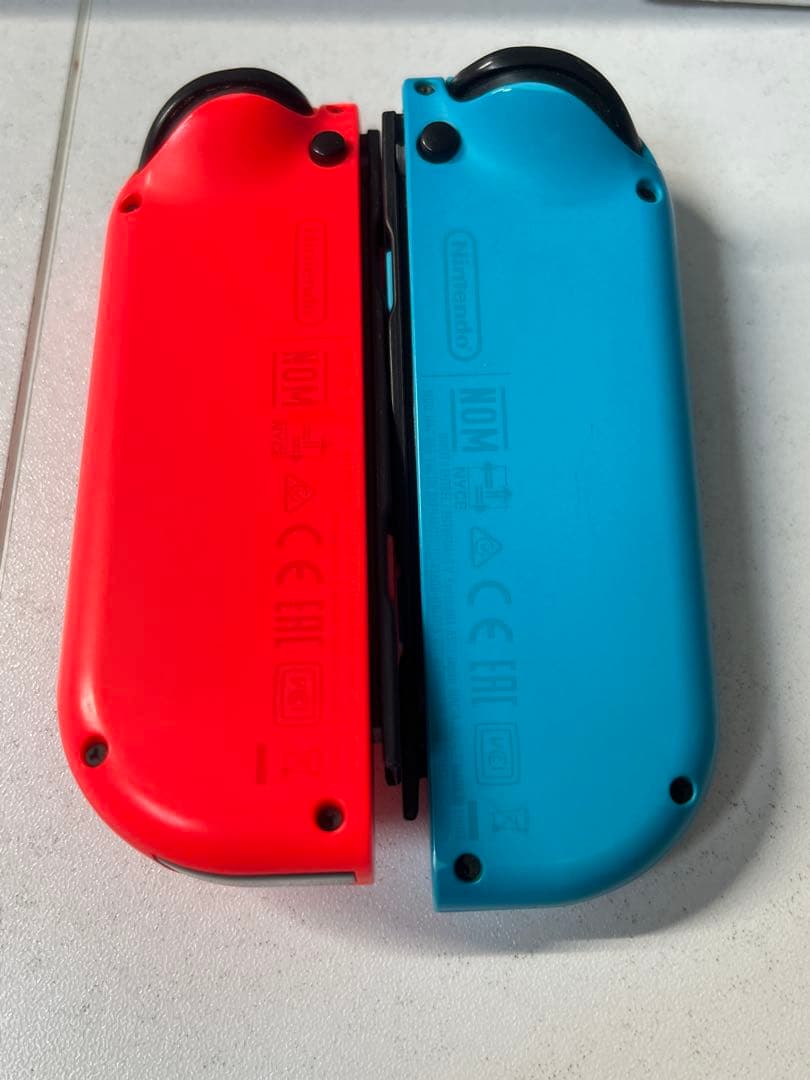 Nintendo Switch ネオンブルー ネオンレッド　本体