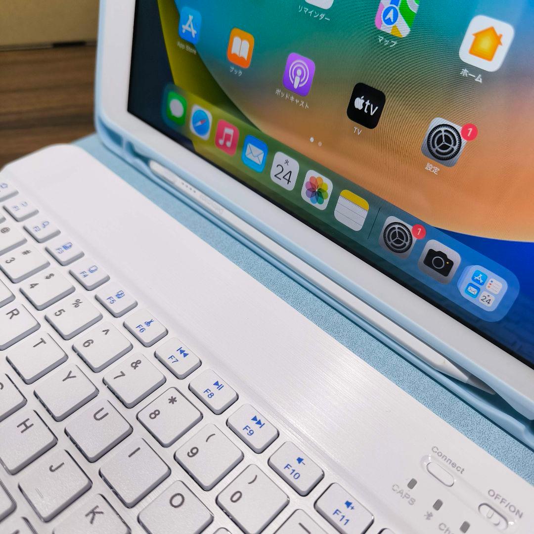 iPad 第6世代 Wi-Fi128GB ケースとキーボードセット、タッチペン