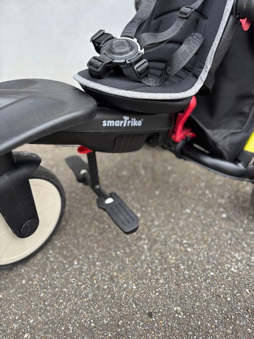 smarTrike スマートトライク 三輪車 ベビーカー仕様 折りたたみ可