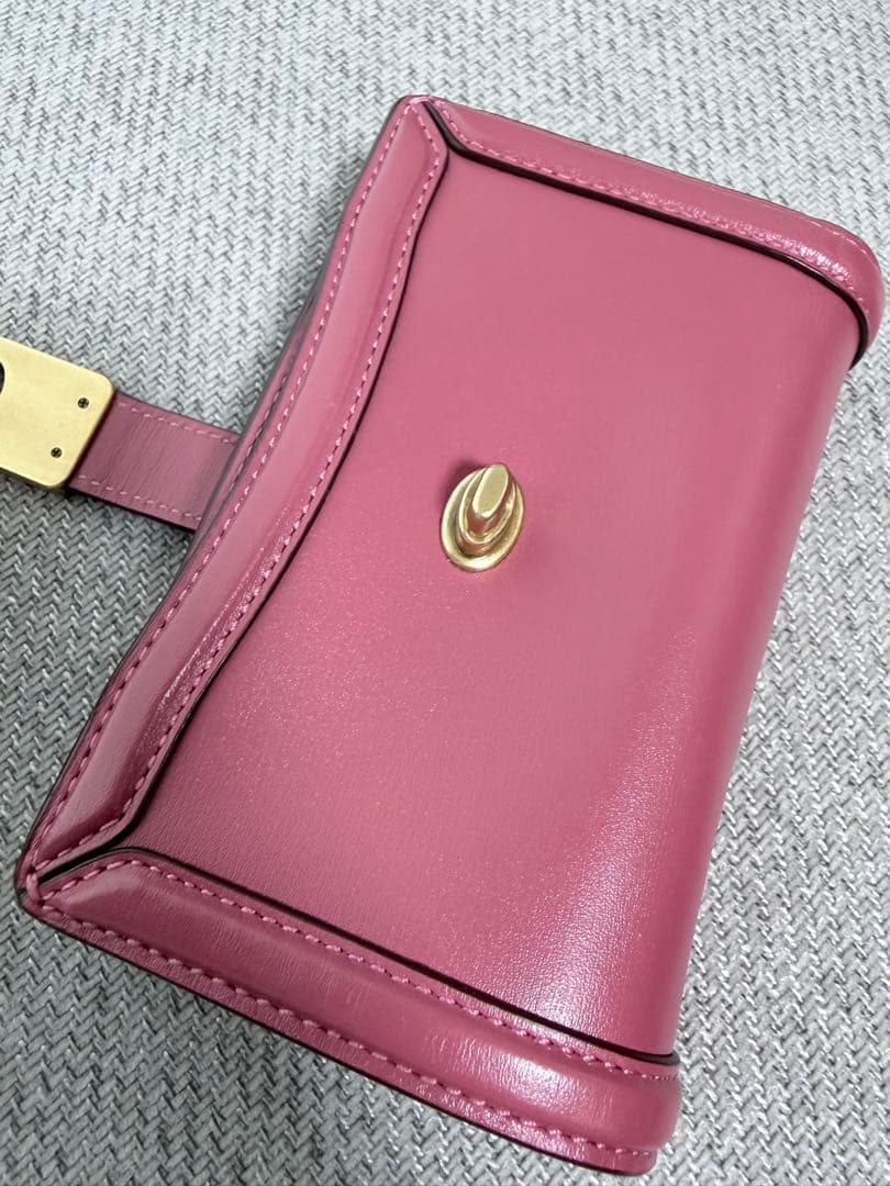 超美品✨ほぼ未使用✨COACH ハットン ウォレット 二つ折り