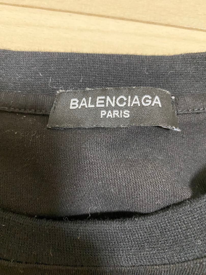 BALENCIAGA ブラック ロングスリーブ Tシャツ