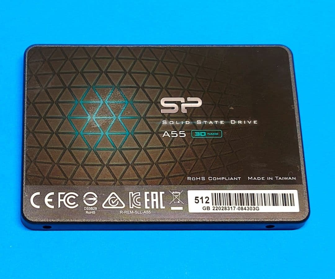 SSD A55 512GB 2.5インチ 7mm 外付ケース・ケーブル付き