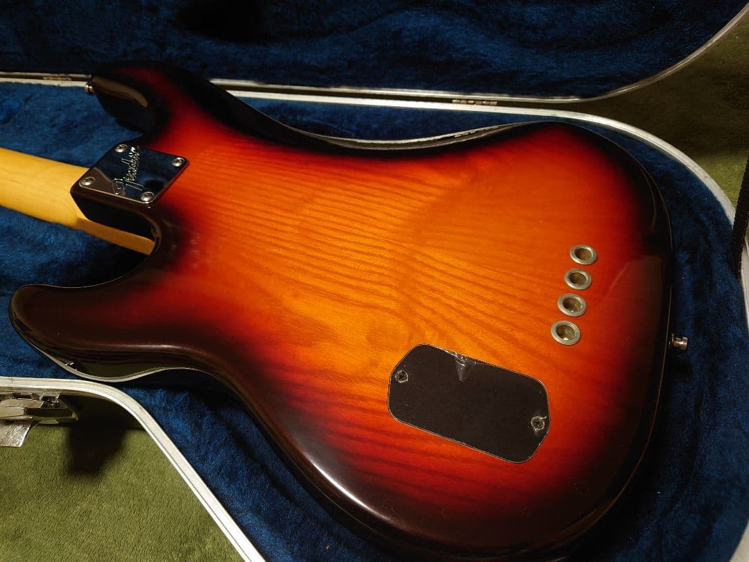 ベース Fender American DELUXE Precision