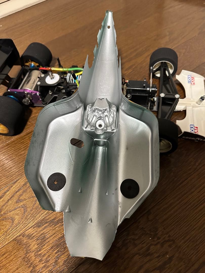 タミヤ　F103 アルミシャーシ　メカ無し　中古　ヴィンテージ
