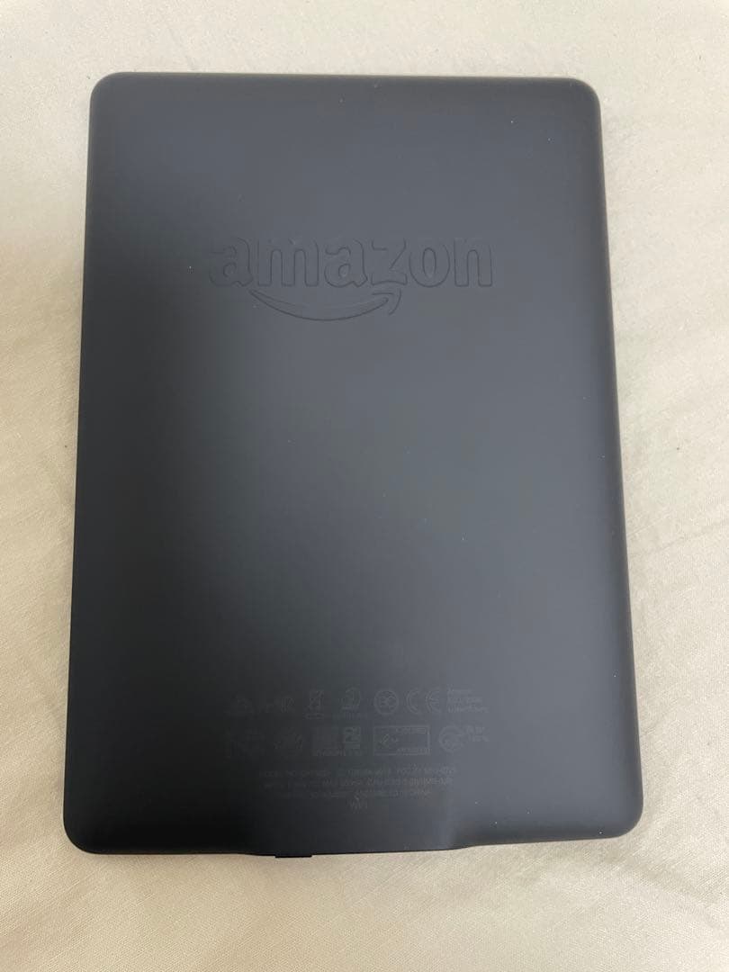 Kindle Paperwhite (第7世代) 本体4GB+カバー