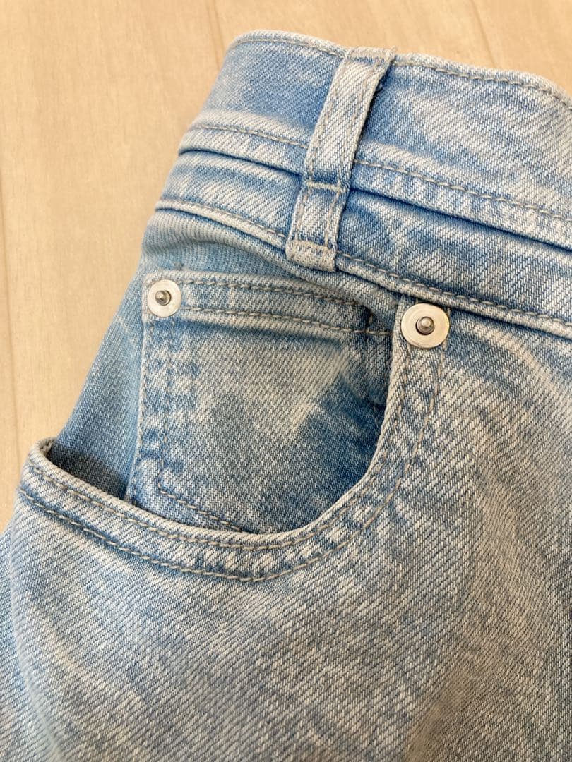 新品　SNIDEL Sustainableストレッチフレアデニムパンツ 0