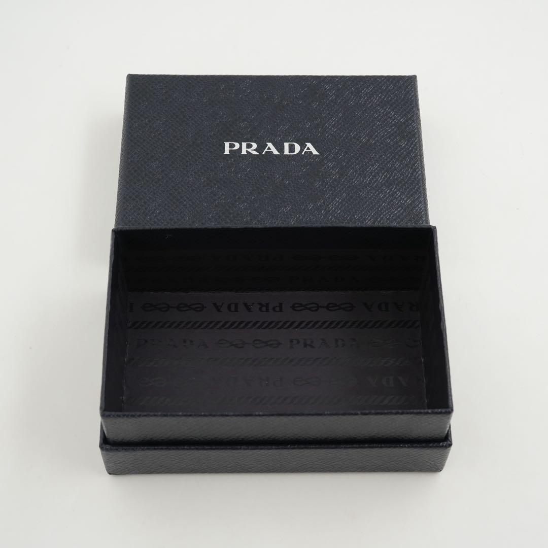 ✨新品未使用・箱保証書付き✨　PRADA ミニ財布　サフィアーノレザー　三つ折り