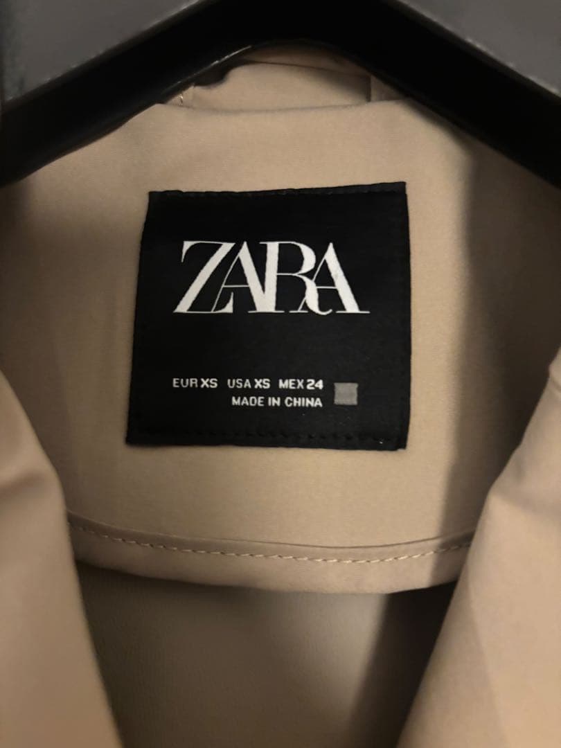 ZARA 撥水加工　ベージュ トレンチコート ダブルブレスト