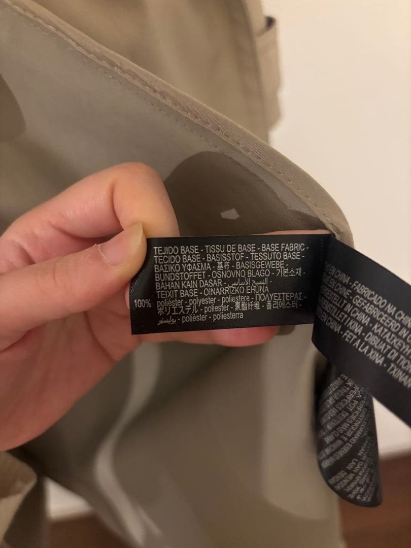ZARA 撥水加工　ベージュ トレンチコート ダブルブレスト